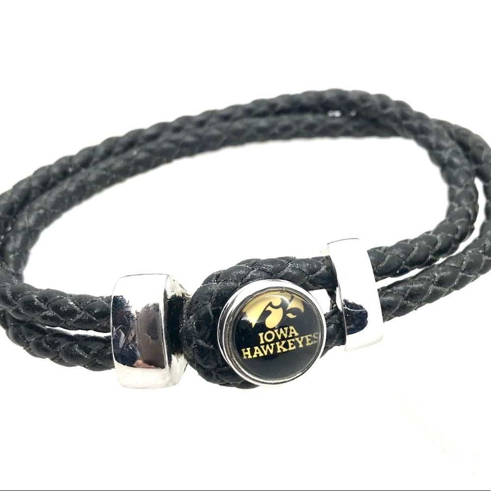 Leather snap Noosa bracelet with 1 mini Iowa Hawkeyes 12mm snap SB12